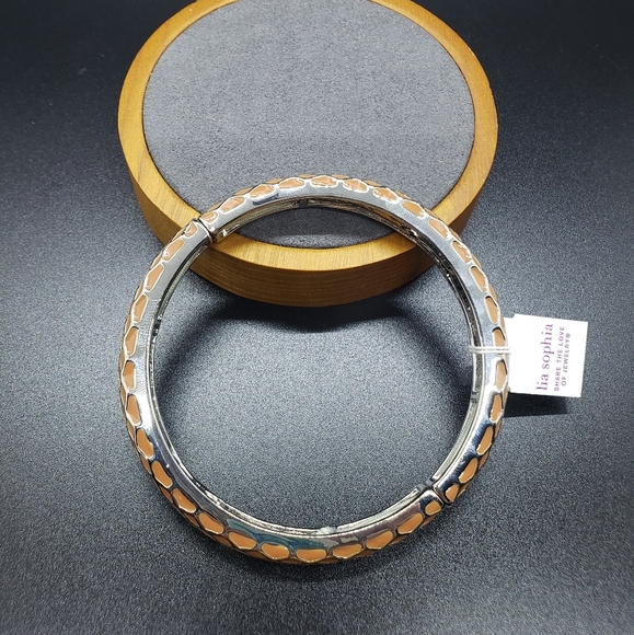 Lia Sophia Bangle 💕 - Picture 3 of 7